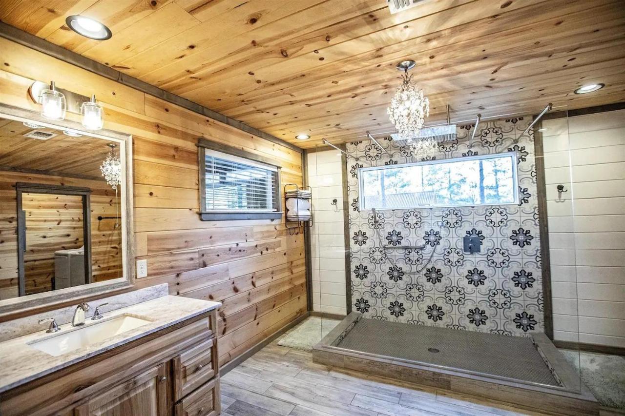 Convenient Romantic Hot Tub Bbq 3-Night Special! 布罗肯鲍 外观 照片